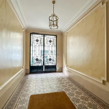 Flexliving - Whole Flat - Bachaumont Apartment *